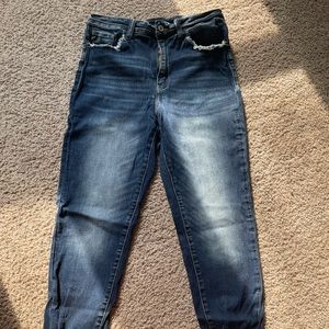 KanCan “High Rise Curvy Jegging” (Size 29).